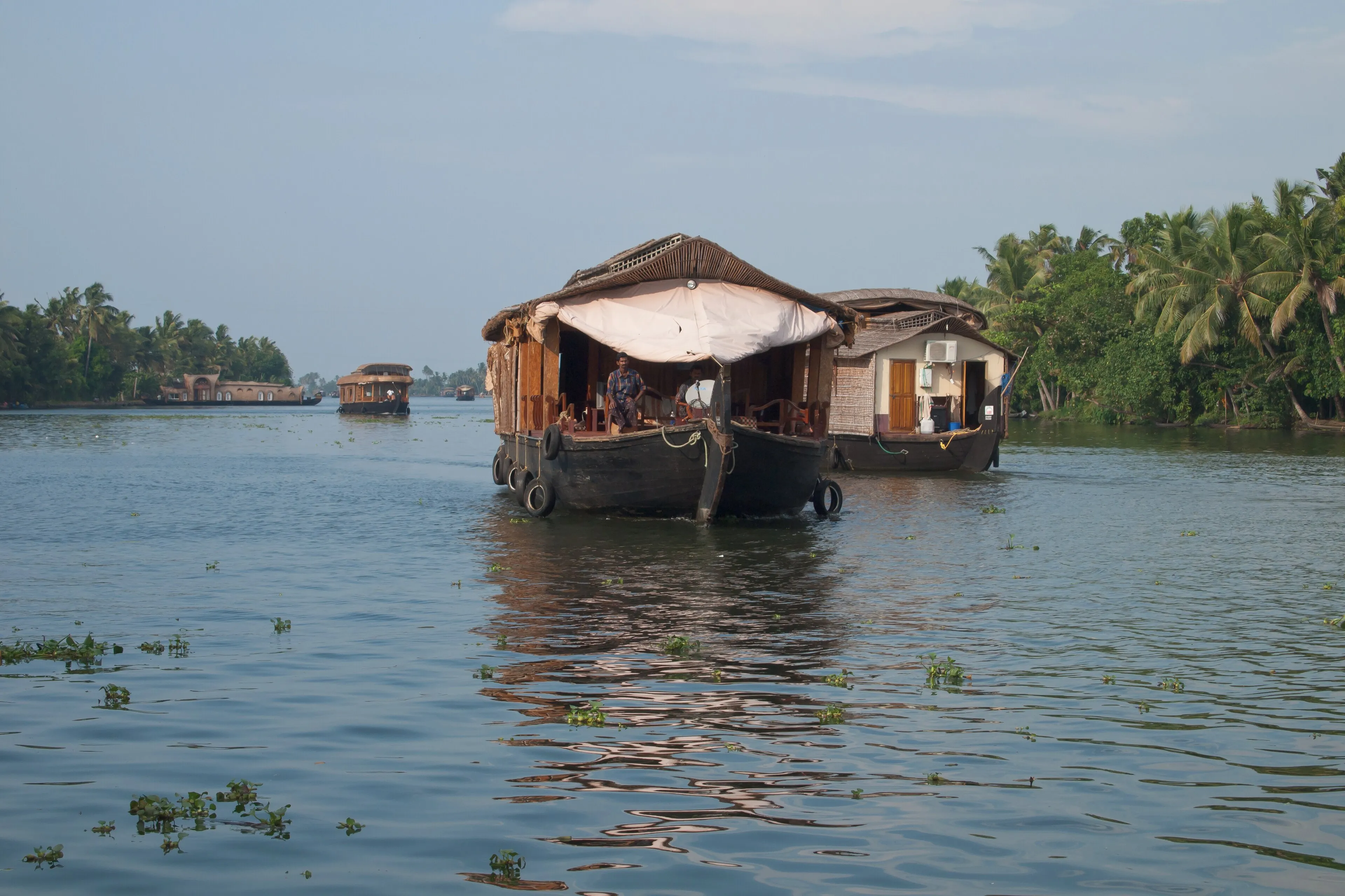 Luxury Premium Houseboats in Alleppey — Alleppey Backwaters